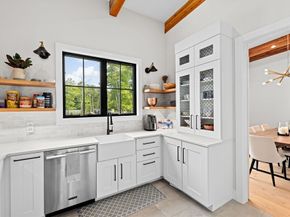 4 Edwards Bridge Road, Marion MA 02738