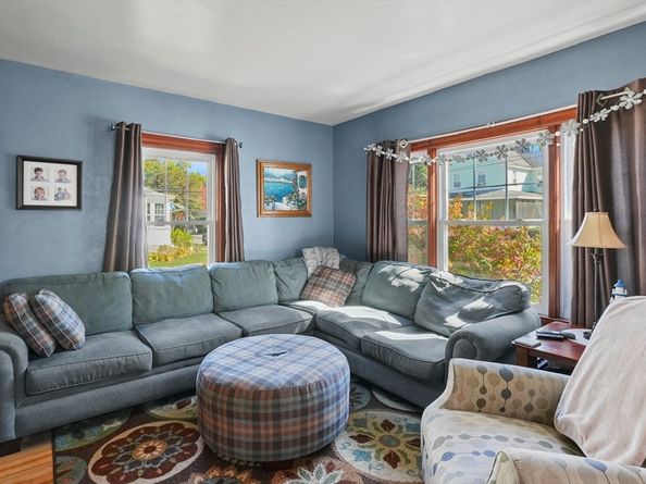 44 Hale Street, Leominster MA 01453