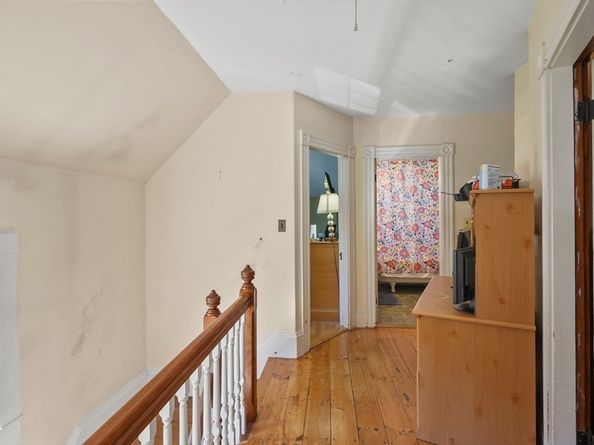 44 Hale Street, Leominster MA 01453