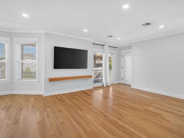 7-9 Rock Ave, Swampscott MA 01907