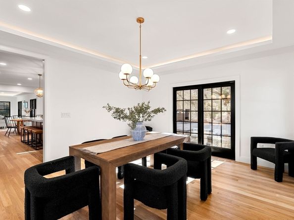 59 Dexter Rd, Melrose MA 02176