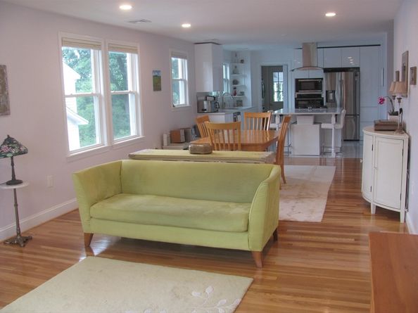 50 Carroll St 50, Watertown MA 02472