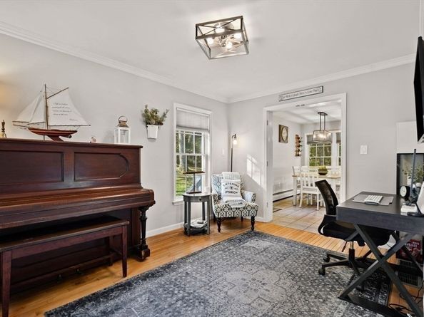 29 Charlotte Road, Ipswich MA 01938