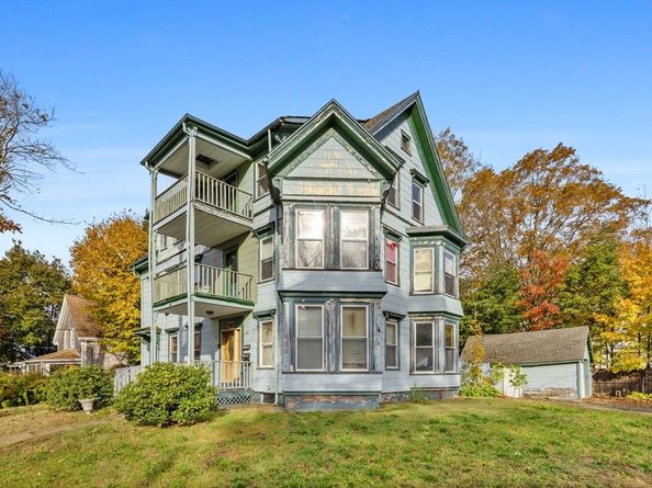 68 Robbins St, Avon MA 02322