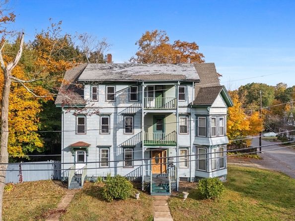 68 Robbins St, Avon MA 02322