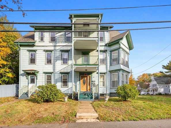 68 Robbins St, Avon MA 02322