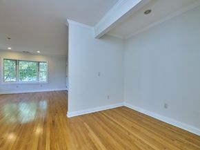 32 Beach St 1, Boston MA 02122