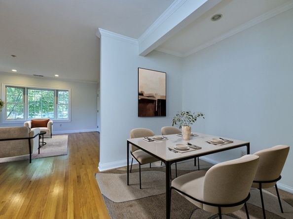 32 Beach St 1, Boston MA 02122