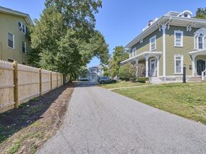 32 Beach St 1, Boston MA 02122