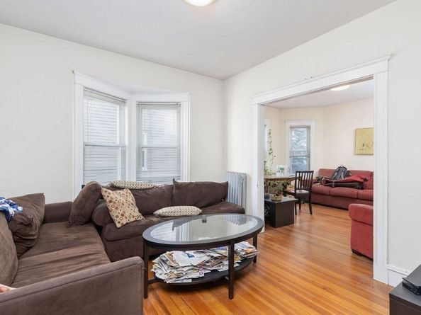 34 Belknap St, Somerville MA 02144
