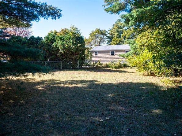 154 Winter St, Hanover MA 02339