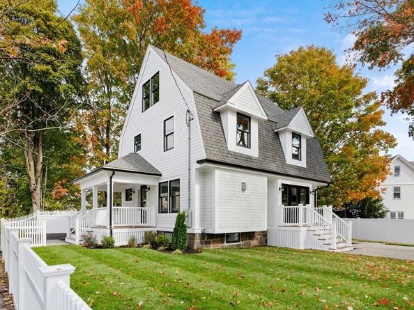 144 Dexter Ave, Watertown MA 02472