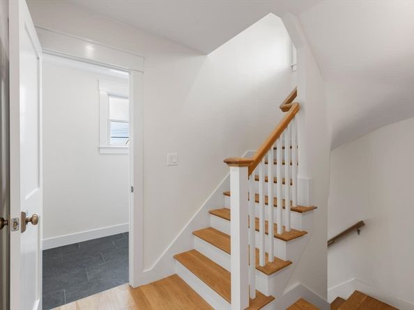 144 Dexter Ave, Watertown MA 02472