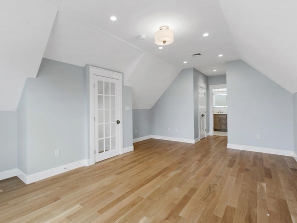 144 Dexter Ave, Watertown MA 02472