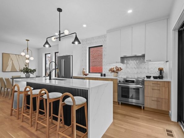 16 Bonair St 16, Somerville MA 02145