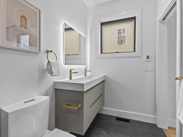 16 Bonair St 16, Somerville MA 02145