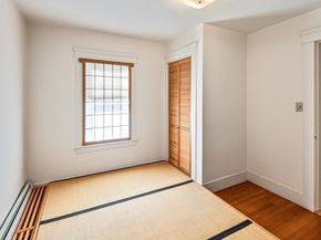 83 Commodore Rd, Worcester MA 01602