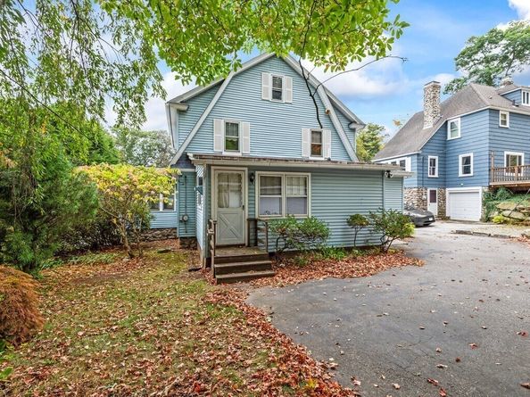 83 Commodore Rd, Worcester MA 01602