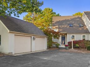 26 Quarry Ridge Ln 26, Rockport MA 01966