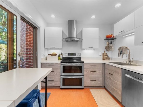 26 Quarry Ridge Ln 26, Rockport MA 01966