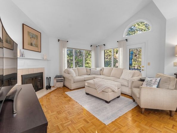 26 Quarry Ridge Ln 26, Rockport MA 01966
