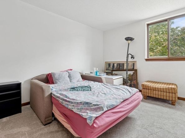 94 Beaconsfield Rd 201, Brookline MA 02445