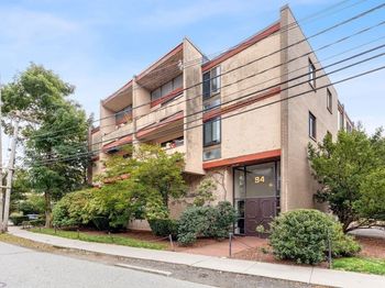 94 Beaconsfield Rd
