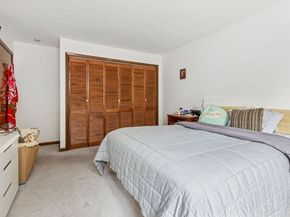 94 Beaconsfield Rd 201, Brookline MA 02445