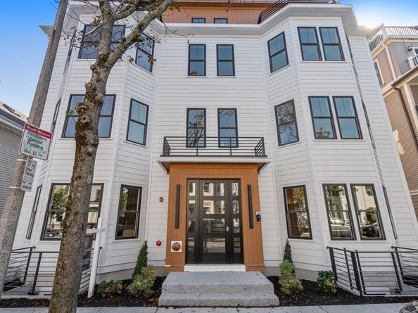 527 East 7th Street 4A, Boston MA 02127