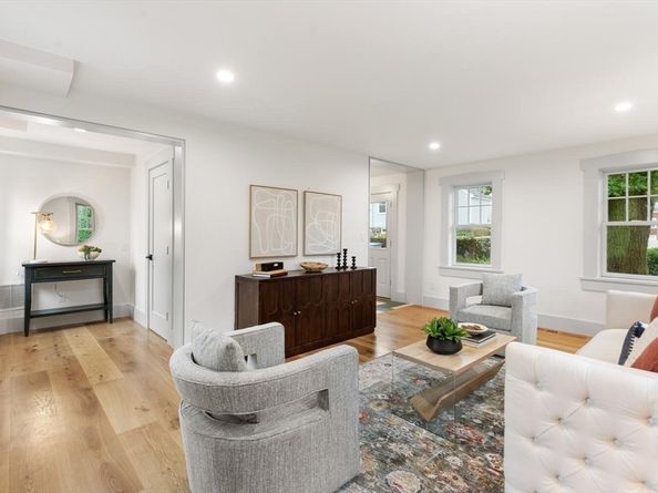 19 Linden Street, Marblehead MA 01945