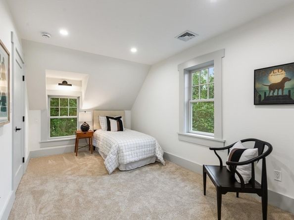 19 Linden Street, Marblehead MA 01945