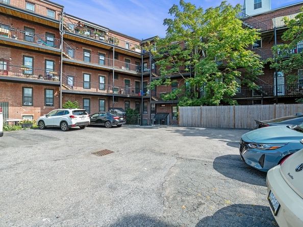 40 Williams St C, Chelsea MA 02150