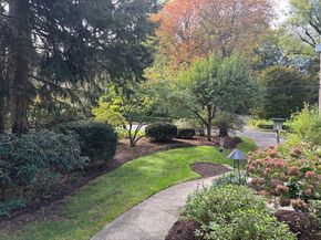 28 Clovelly, Wellesley MA 02481
