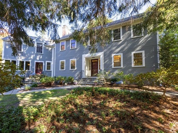 28 Clovelly, Wellesley MA 02481