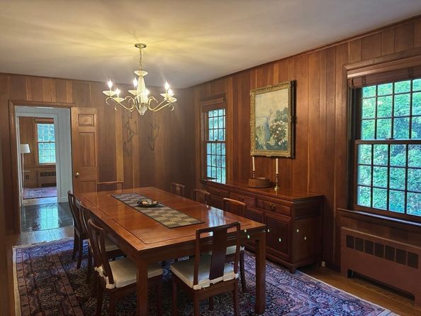 28 Clovelly, Wellesley MA 02481