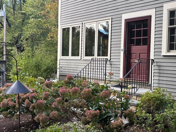 28 Clovelly, Wellesley MA 02481
