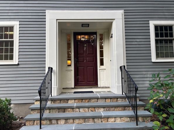 28 Clovelly, Wellesley MA 02481