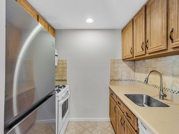 403 Great Road 5, Acton MA 01720