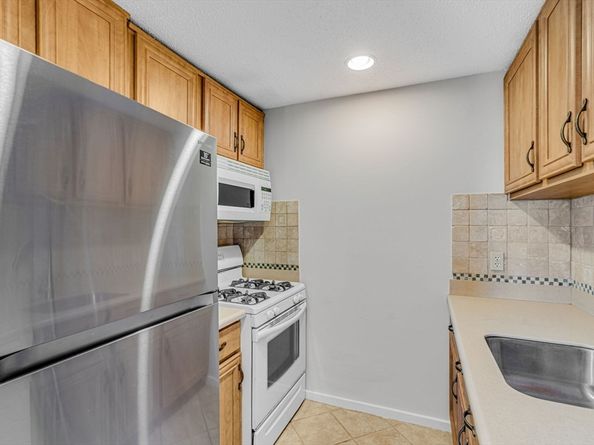 403 Great Road 5, Acton MA 01720