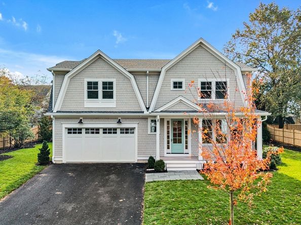 51 Boulder Brook Rd, Wellesley MA 02481
