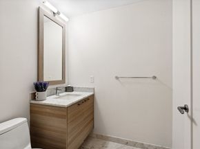 1 Franklin St 2507, Boston MA 02110