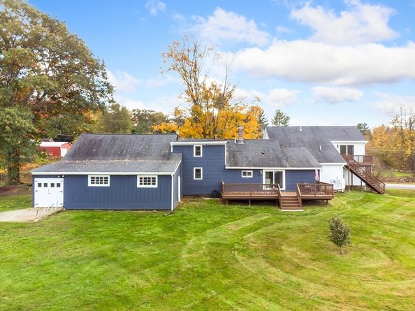 356 Hunt Rd, Oakham MA 01068