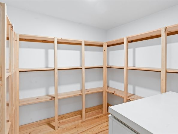 356 Hunt Rd, Oakham MA 01068