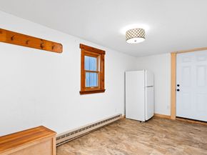 356 Hunt Rd, Oakham MA 01068
