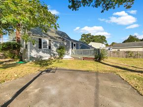 444 Lowell St, Reading MA 01867