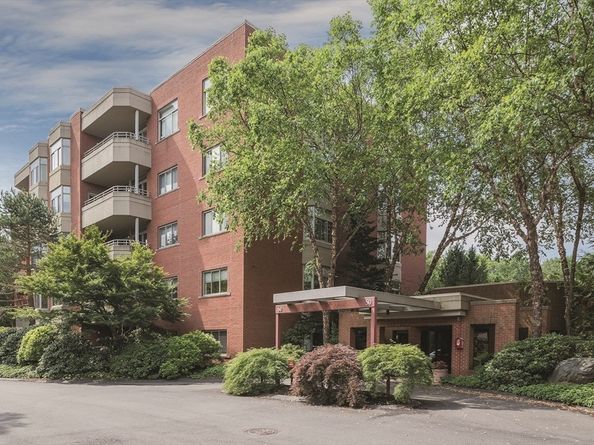 99 Florence 204B, Newton MA 02467