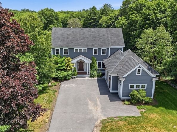 440 Concord Road, Bedford MA 01730