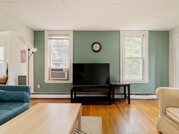 295 Beacon St, Somerville MA 02143