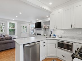 19 Eliot St 2, Natick MA 01760