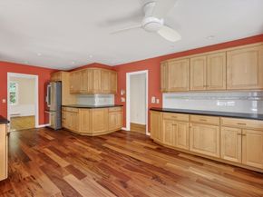 111 North St, Grafton MA 01519